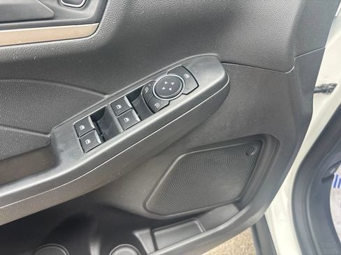 Used 2022 Ford Escape SE w/ Convenience Package FWD image 27