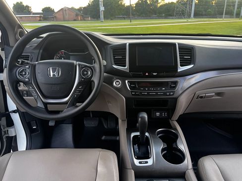 Used 2016 Honda Pilot EX image 26