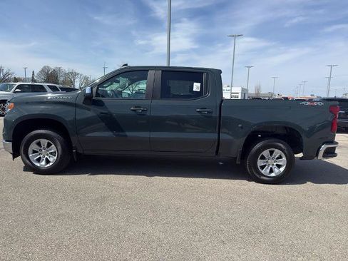 Used 2025 Chevrolet Silverado 1500 LT AWD/4WD image 6