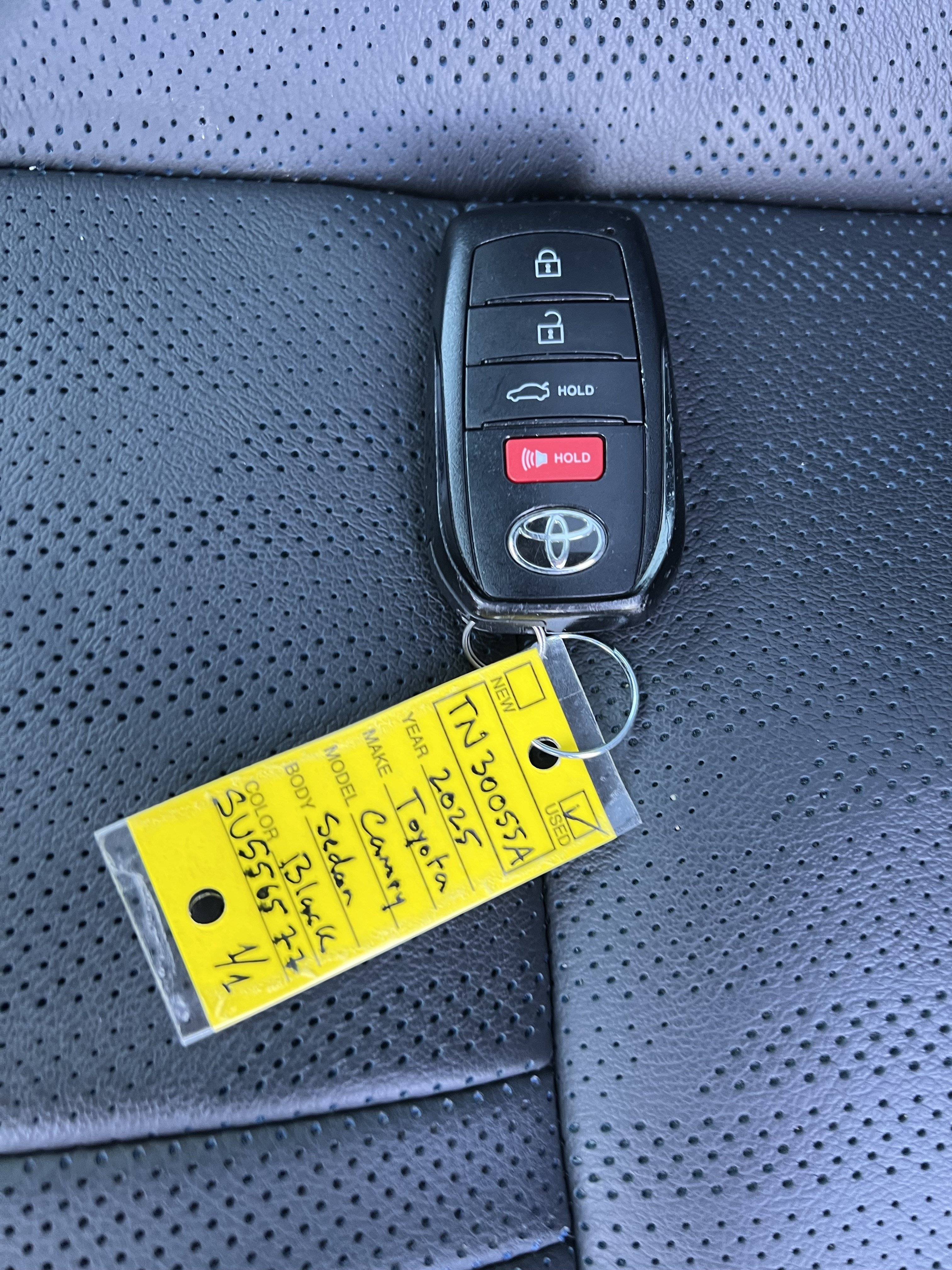 Used 2025 Toyota Camry XSE FWD image 38