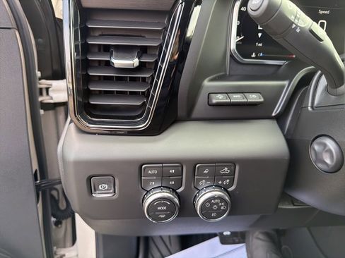 New 2026 GMC Sierra 1500 AT4 w/ AT4 Premium Package AWD/4WD image 25