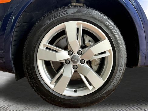Used 2019 Audi Q5 2.0T Premium w/ Convenience Package AWD/4WD image 32
