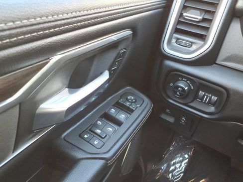 Used 2026 RAM 1500 Laramie AWD/4WD image 27