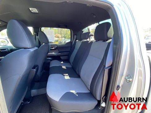 Used 2021 Toyota Tacoma TRD Off-Road w/ Technology Package AWD/4WD image 23