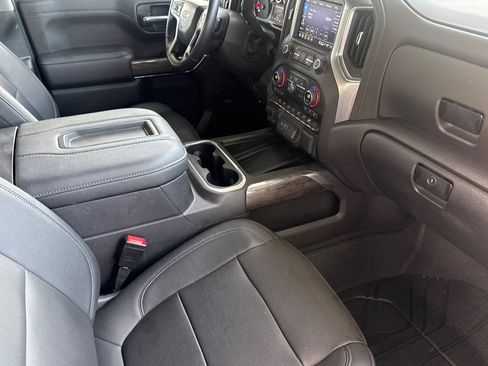 Used 2022 Chevrolet Silverado 1500 LTZ w/ LTZ Premium Package AWD/4WD image 24