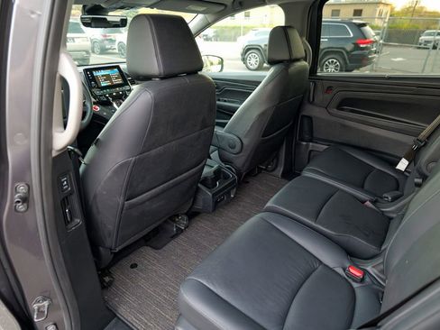 Used 2023 Honda Odyssey EX-L image 26