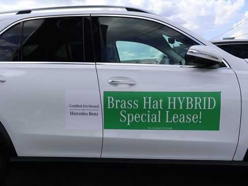 Used 2025 Mercedes-Benz GLE 450e 4MATIC image 6