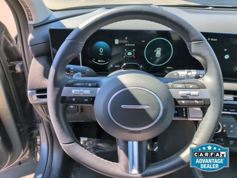 Certified 2025 Hyundai Tucson Limited AWD/4WD image 15
