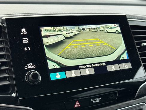 Used 2022 Honda Passport TrailSport image 27