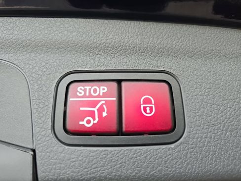 Used 2020 Mercedes-Benz GLE 350 image 16