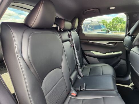 Certified 2025 INFINITI QX55 Luxe w/ Accent Package AWD/4WD image 15