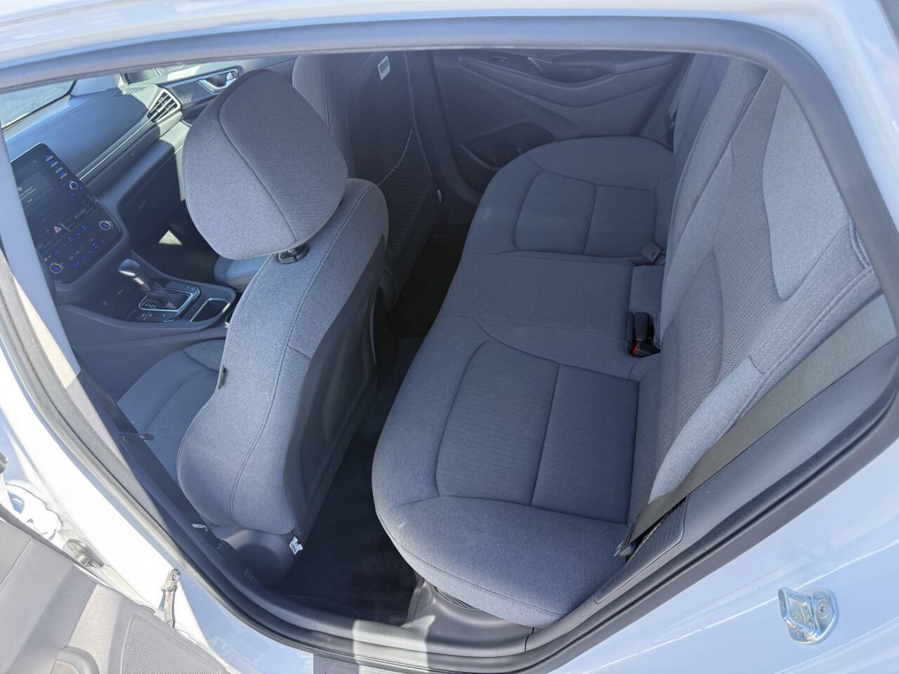 Used 2020 Hyundai Ioniq SEL FWD image 21