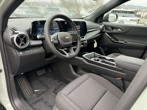 New 2026 Chevrolet Equinox LT w/ Safety and Technology Package image 9