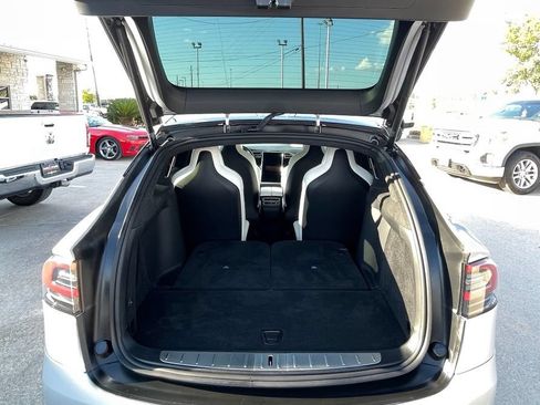 Used 2017 Tesla Model X 100D AWD/4WD image 10