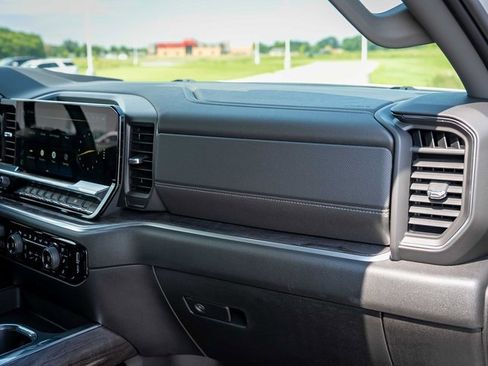 Used 2024 Chevrolet Silverado 1500 LTZ w/ LTZ Convenience Package II image 16