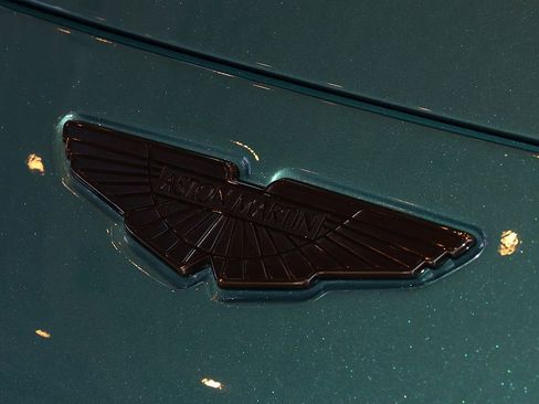 Used 2023 Aston Martin V12 Vantage Roadster RWD image 20