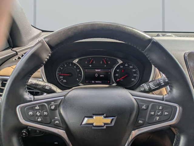 Used 2022 Chevrolet Equinox Premier FWD image 30