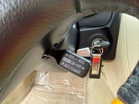 Used 2003 Lexus SC 430 Convertible RWD image 20