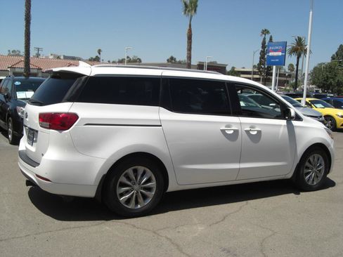 Used 2015 Kia Sedona EX FWD image 15