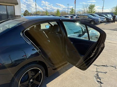 Used 2017 Honda Accord Sport image 20