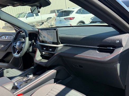 New 2026 Ford Explorer ST-Line w/ ST-Line Street Pack image 17