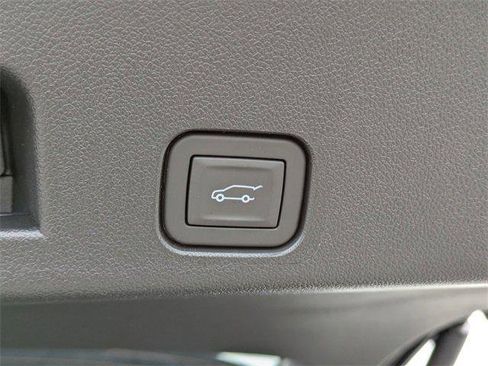 New 2026 Chevrolet Traverse LT w/ Driver Confidence Package image 16