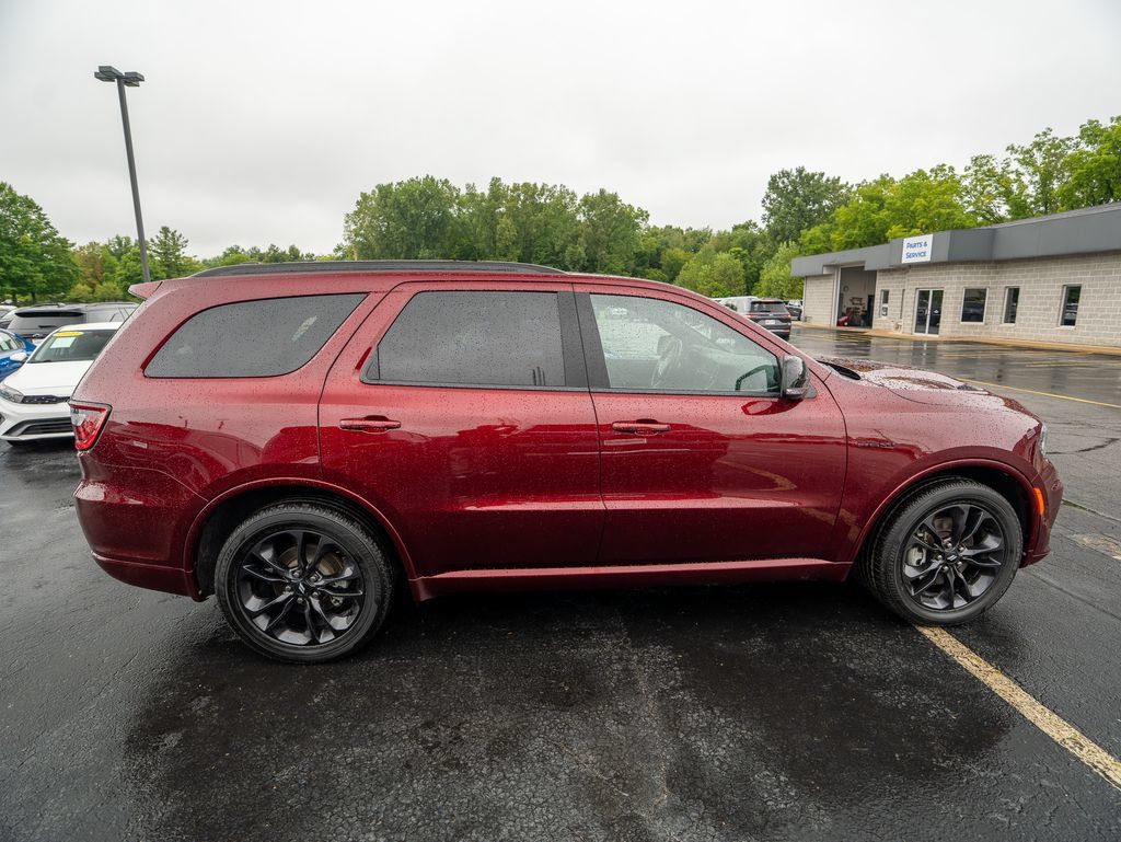 Used 2025 Dodge Durango R/T AWD/4WD image 5