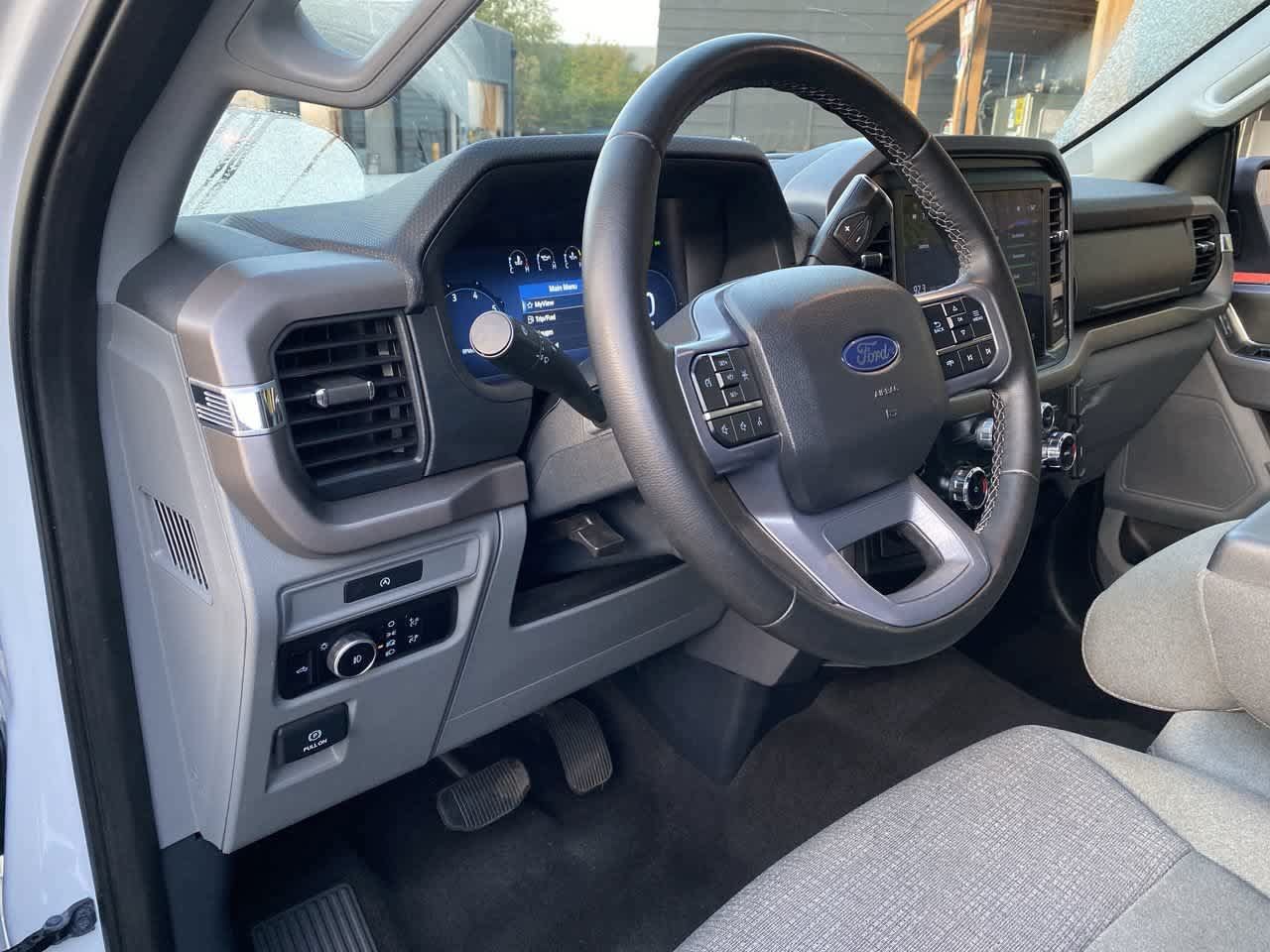 Used 2025 Ford F150 XLT w/ Equipment Group 301A Standard AWD/4WD image 2