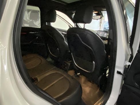 Used 2019 BMW X1 xDrive28i w/ Convenience Package image 11