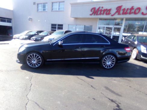 Used 2012 Mercedes-Benz E 350 4MATIC Sedan w/ Premium 1 Launch Pkg image 2