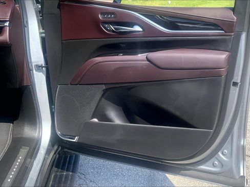 Certified 2024 Cadillac Escalade V AWD/4WD image 27