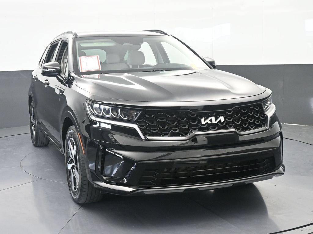 Used 2023 Kia Sorento S FWD image 9