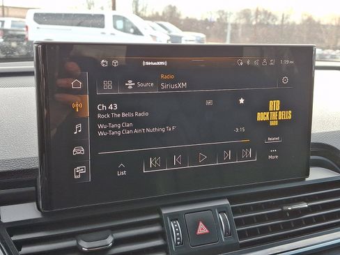 Used 2024 Audi Q5 2.0T Premium Plus w/ Premium Plus Package image 17