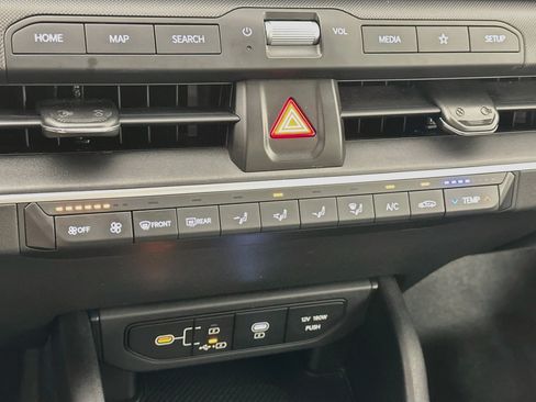Used 2025 Kia K4 FWD image 23