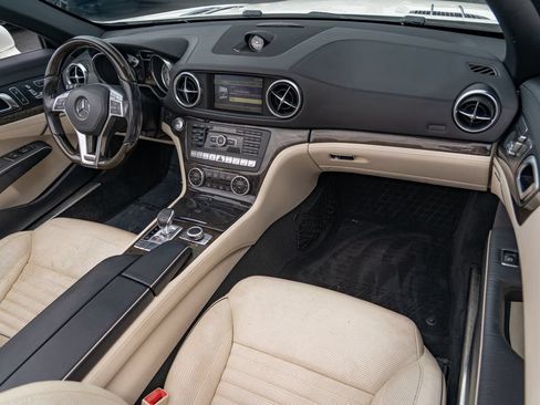 Used 2013 Mercedes-Benz SL 550 image 21