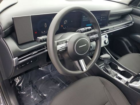 Used 2025 Hyundai Tucson SEL FWD image 13
