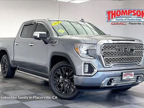 Used 2022 GMC Sierra 1500 Denali w/ Denali Reserve Package AWD/4WD image 1
