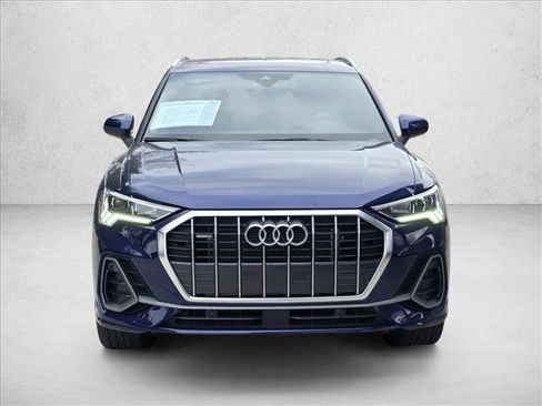Certified 2024 Audi Q3 2.0T Premium image 2