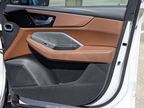 Certified 2025 Acura MDX SH-AWD w/ Technology Package image 28