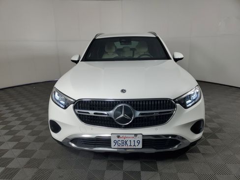 Used 2023 Mercedes-Benz GLC 300 image 9