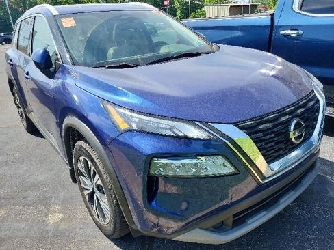 Used 2021 Nissan Rogue SV AWD/4WD image 4