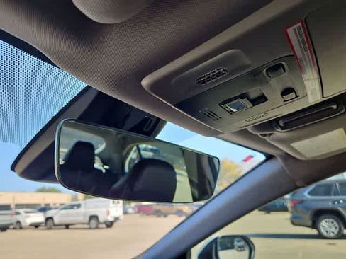 Used 2023 Toyota Camry SE FWD image 26