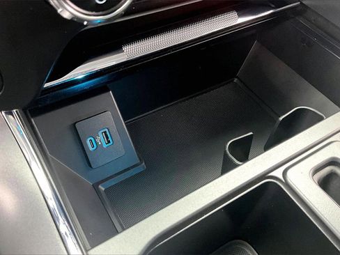 Used 2021 Ford F150 Lariat w/ Equipment Group 502A High image 33