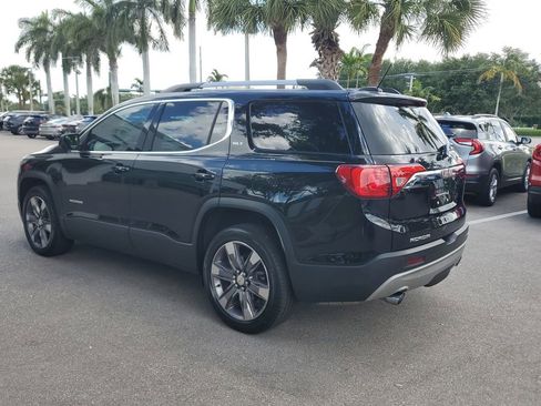Used 2019 GMC Acadia SLT image 3