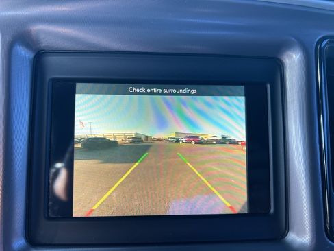 Used 2019 Dodge Challenger SXT image 15