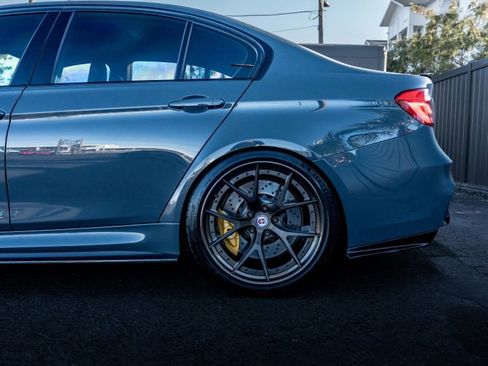 Used 2018 BMW M3 image 33