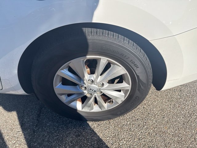 Used 2016 Kia Sedona LX FWD image 13