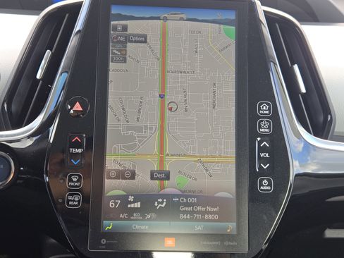 Used 2022 Toyota Prius Limited image 20