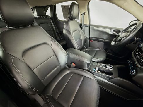 Used 2020 Ford Escape SE Sport image 36