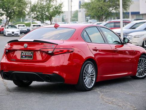 Used 2020 Alfa Romeo Giulia w/ Quick Order Package 22K Sport RWD image 3